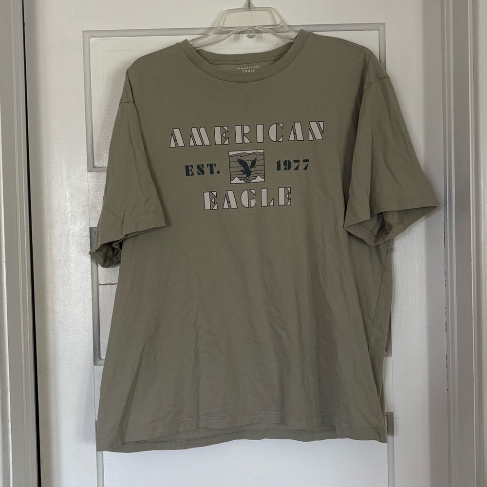 2/$20 American Eagle Outfitters Olive Graphic Short-Sleeve Tee